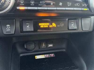 2022 Toyota RAV4 Hybrid XLE Premium AWD