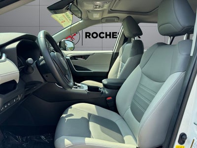 2022 Toyota RAV4 Hybrid XLE Premium AWD