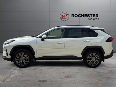 2022 Toyota RAV4 Hybrid XLE Premium AWD