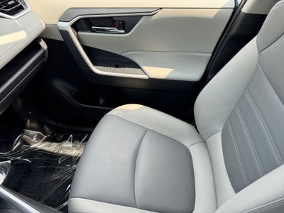 2022 Toyota RAV4 Hybrid XLE Premium AWD