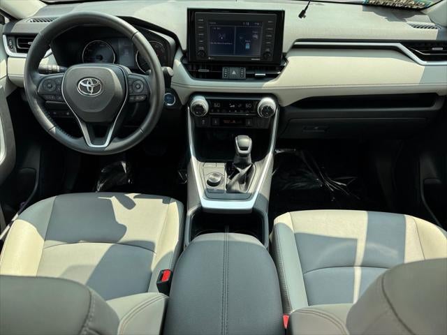 2022 Toyota RAV4 Hybrid XLE Premium AWD
