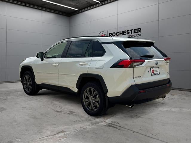 2022 Toyota RAV4 Hybrid XLE Premium AWD