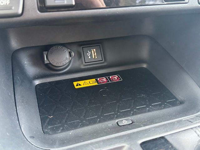 2025 Toyota RAV4 Hybrid XLE Premium AWD