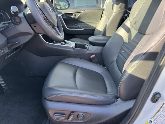2025 Toyota RAV4 Hybrid XLE Premium AWD