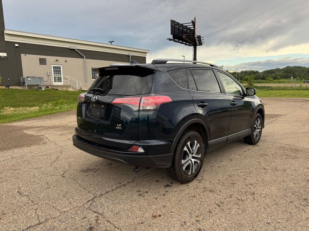 2017 Toyota RAV4 LE AWD
