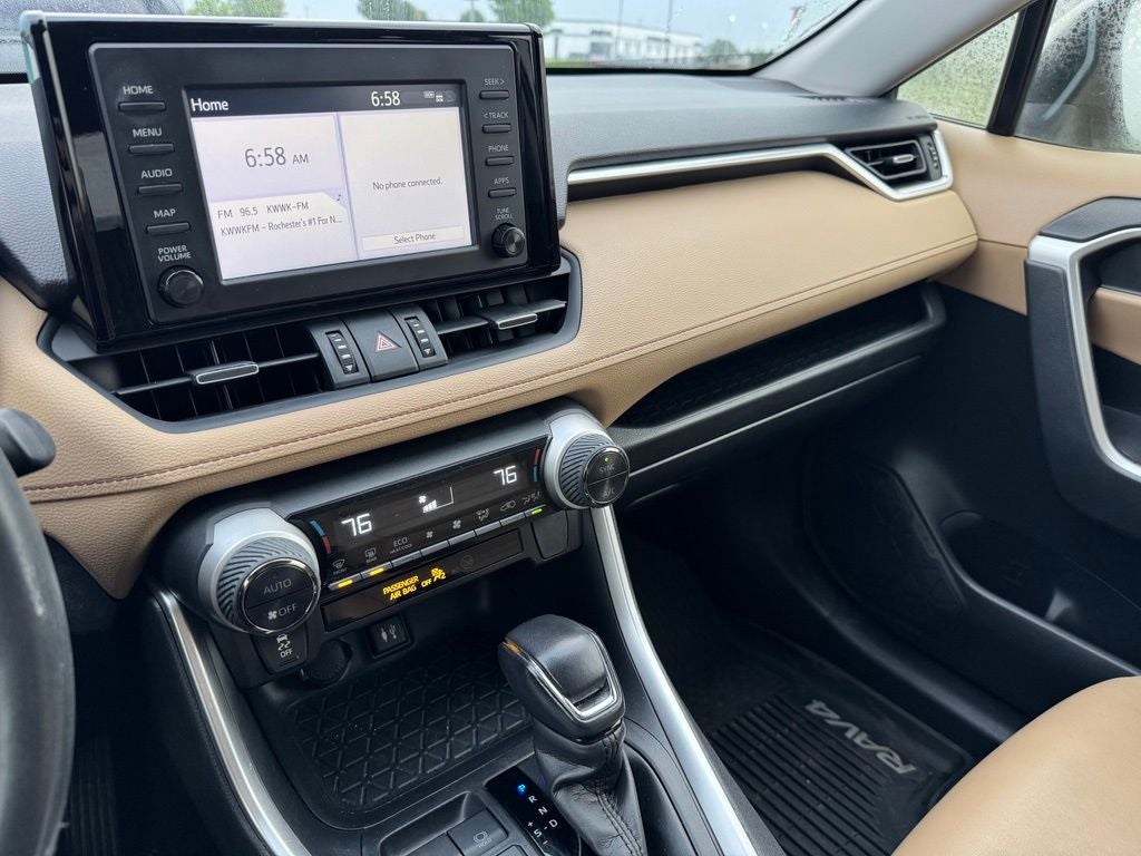 2019 Toyota RAV4 XLE Premium FWD