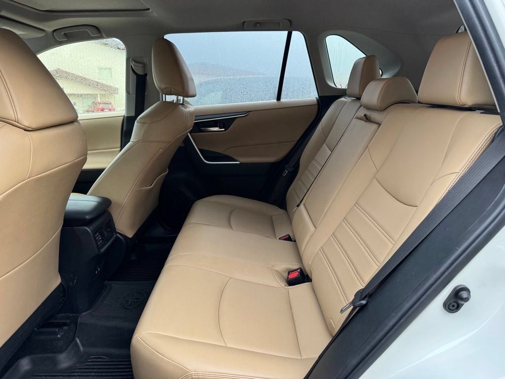 2019 Toyota RAV4 XLE Premium FWD