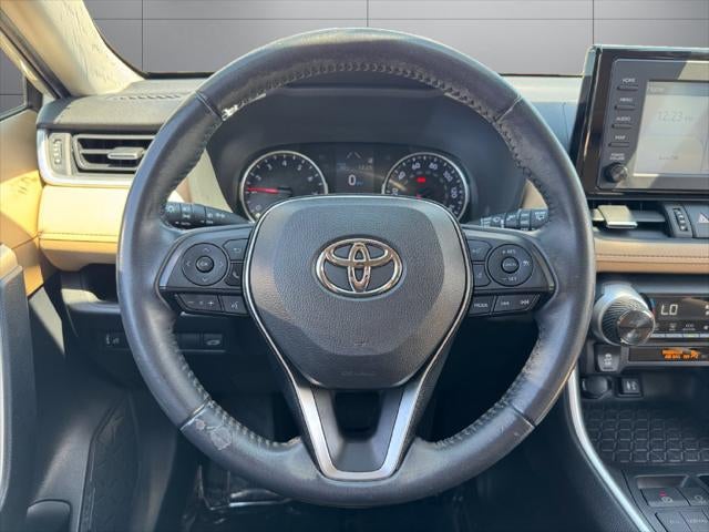 2019 Toyota RAV4 XLE Premium FWD