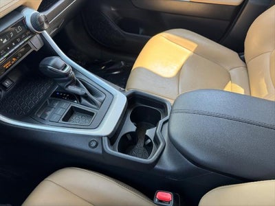 2019 Toyota RAV4 XLE Premium FWD