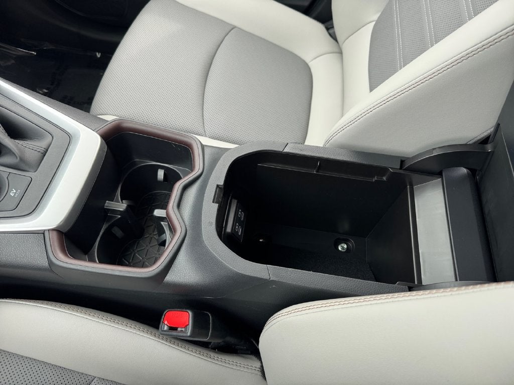 2025 Toyota RAV4 Hybrid Limited AWD