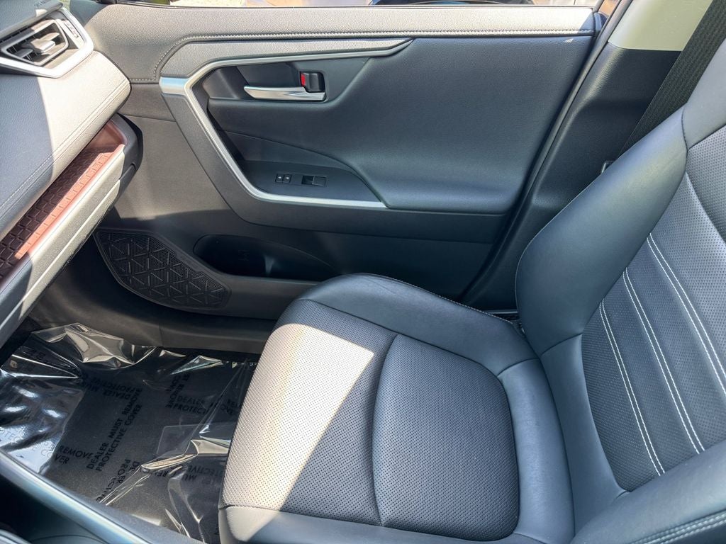 2019 Toyota RAV4 Hybrid Limited AWD