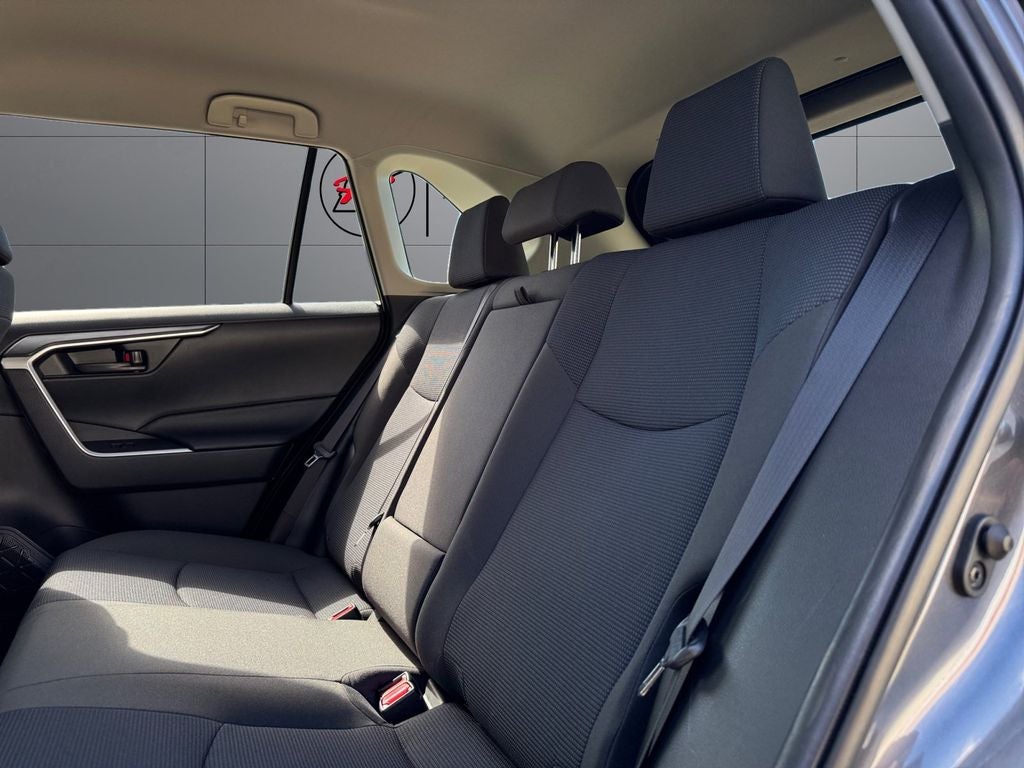 2019 Toyota RAV4 Hybrid LE AWD
