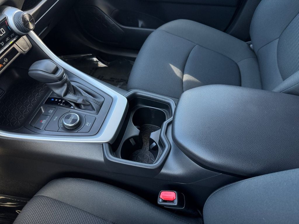 2019 Toyota RAV4 Hybrid LE AWD