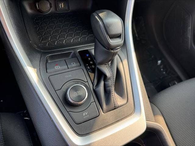 2024 Toyota RAV4 Hybrid LE AWD