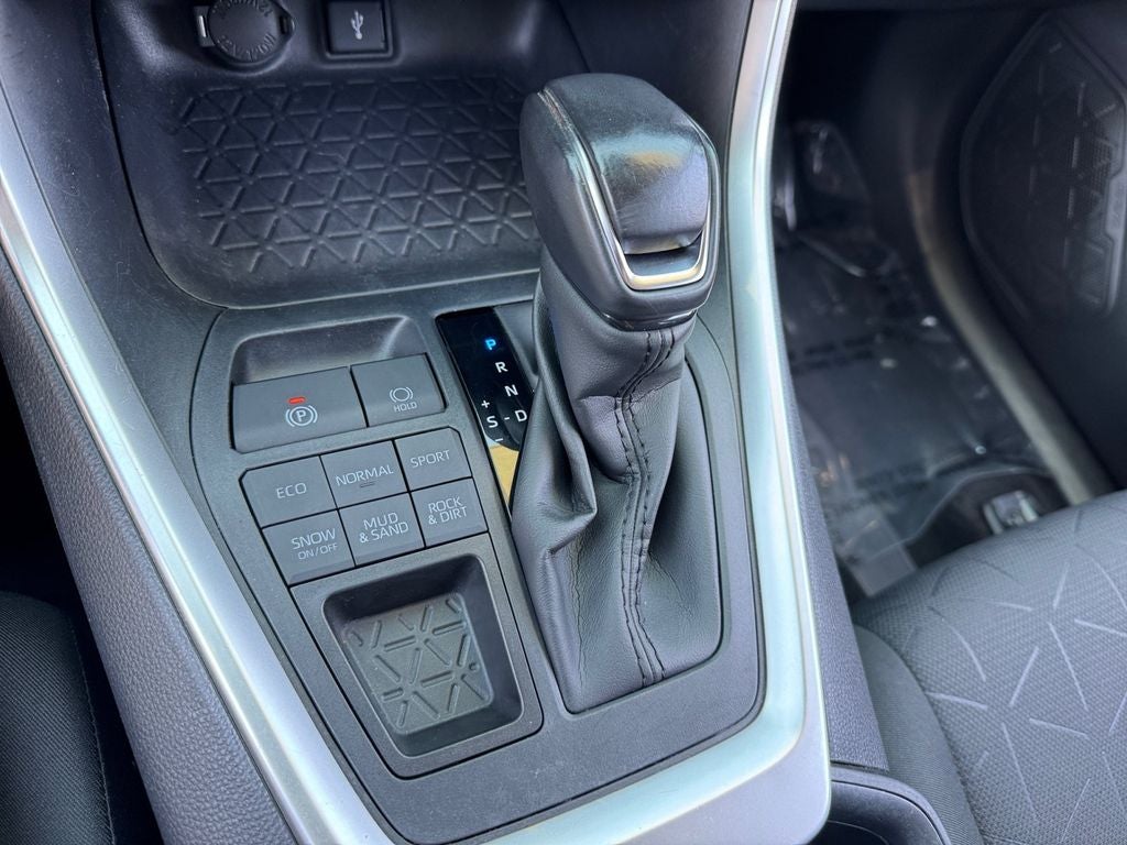 2021 Toyota RAV4 XLE AWD