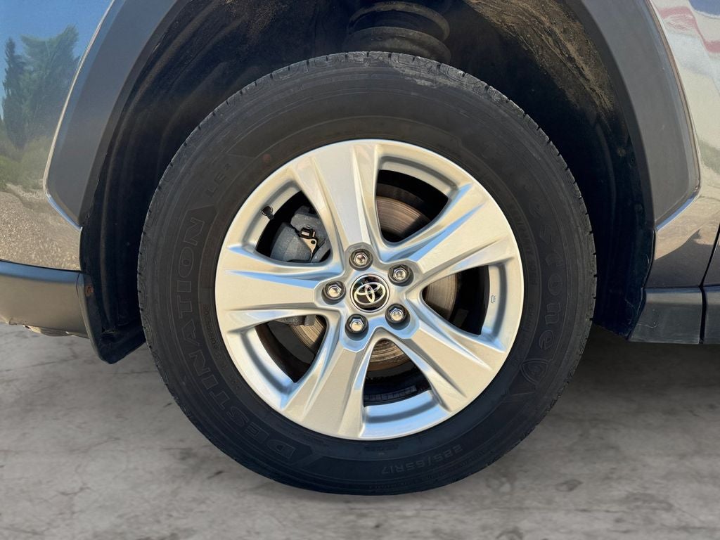 2021 Toyota RAV4 XLE AWD
