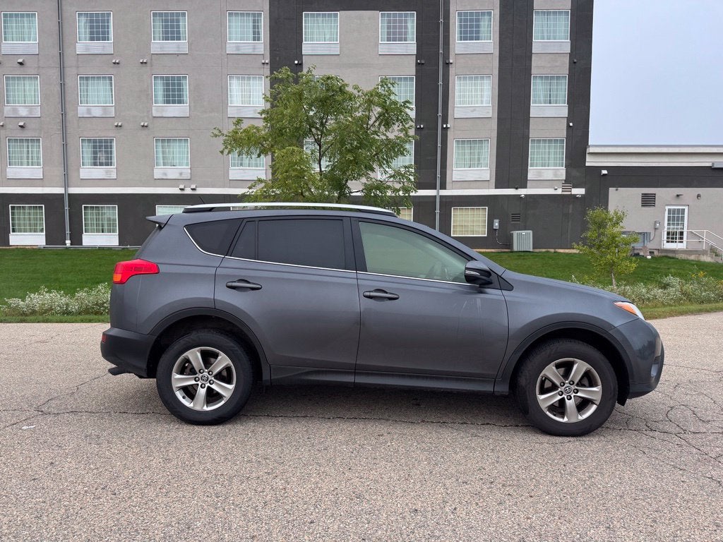 2015 Toyota RAV4 XLE AWD