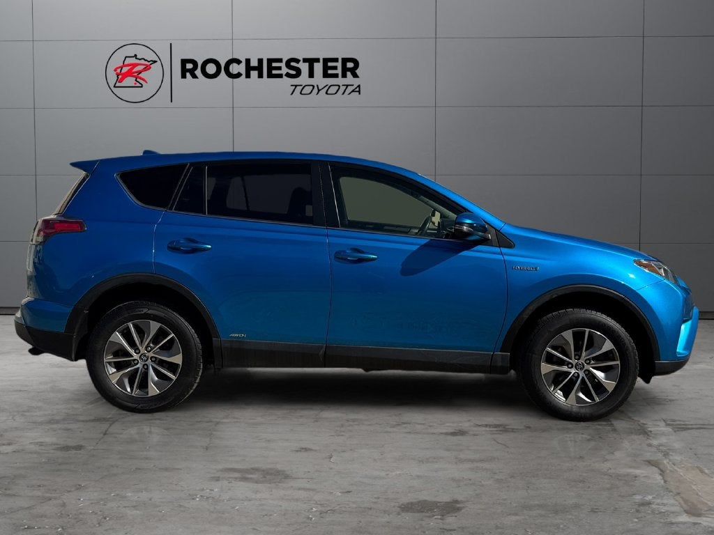 2018 Toyota RAV4 Hybrid LE AWD