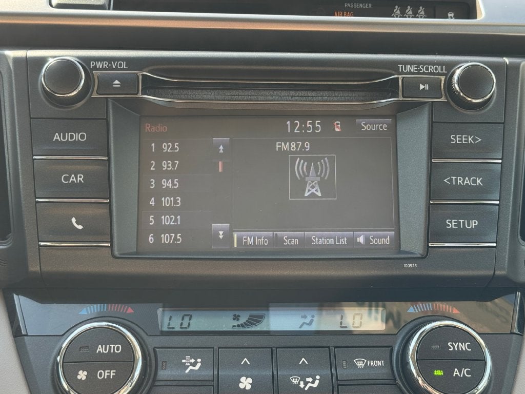 2018 Toyota RAV4 Hybrid LE AWD