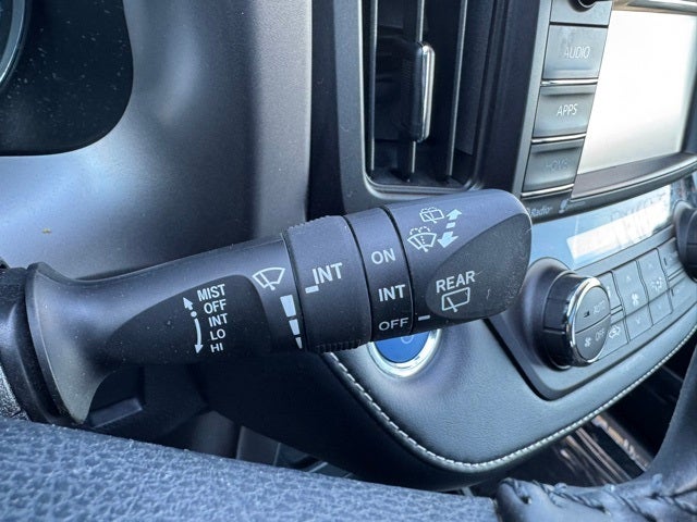 2018 Toyota RAV4 Hybrid XLE AWD