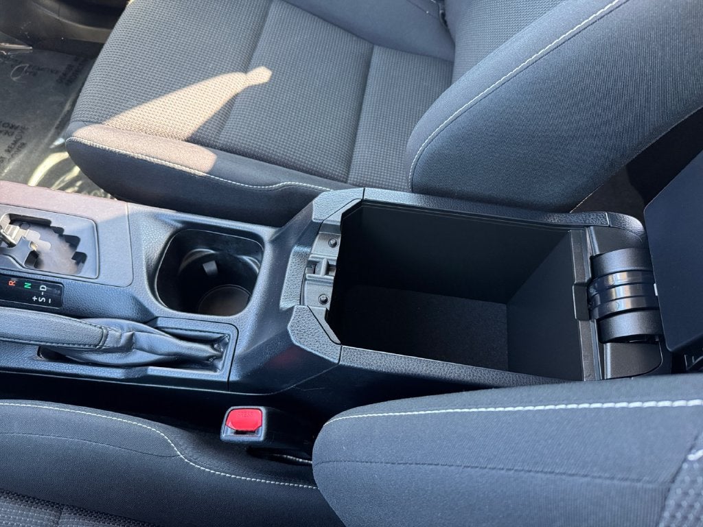 2018 Toyota RAV4 Hybrid LE AWD