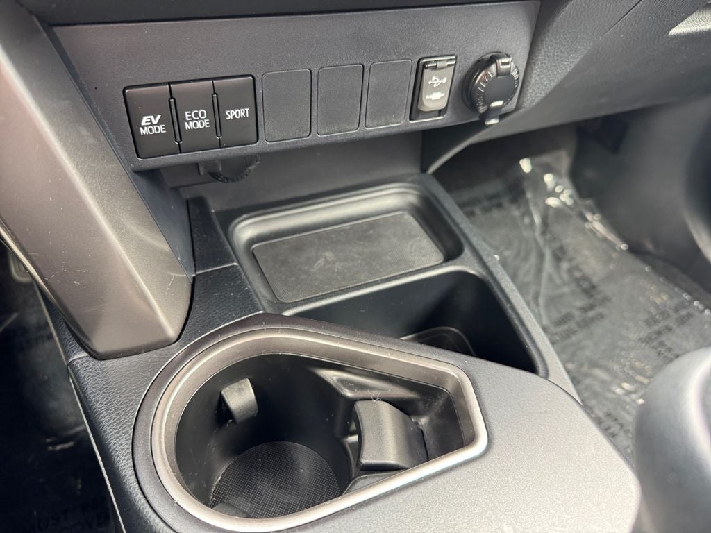 2018 Toyota RAV4 Hybrid LE AWD