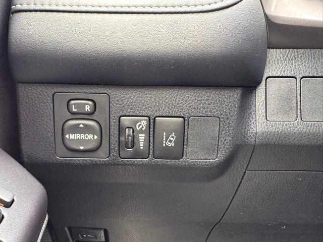 2017 Toyota RAV4 Hybrid XLE AWD