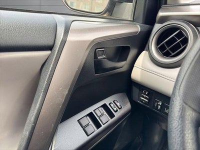 2018 Toyota RAV4 Hybrid LE AWD