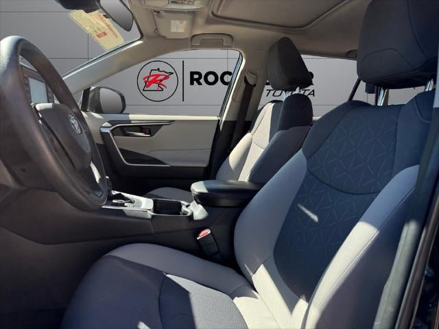 2019 Toyota RAV4 Hybrid XLE AWD