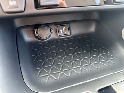 2025 Toyota RAV4 Hybrid XLE AWD