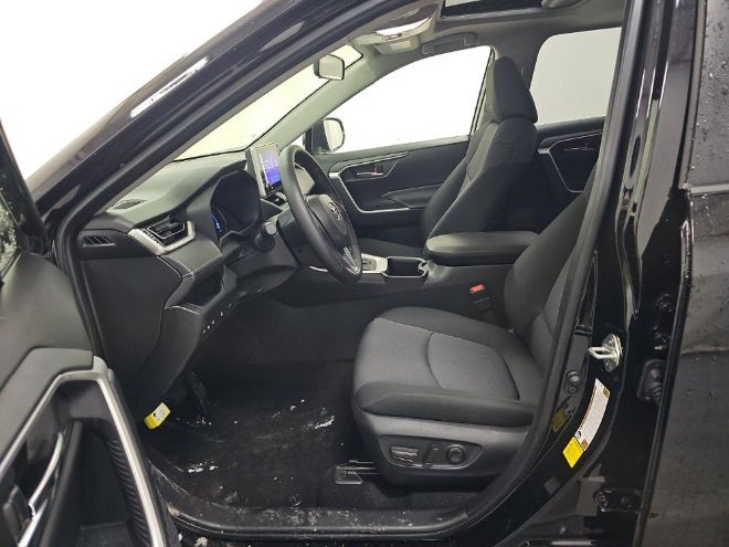 2025 Toyota RAV4 Hybrid XLE AWD