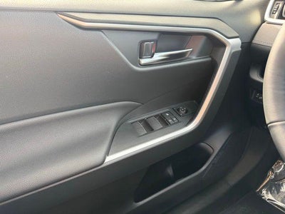 2025 Toyota RAV4 Hybrid XLE AWD