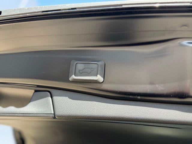 2025 Toyota RAV4 Hybrid XLE AWD