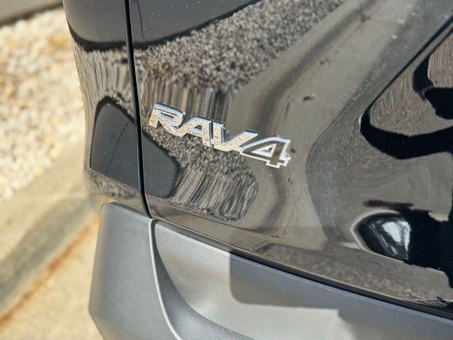 2025 Toyota RAV4 Hybrid XLE AWD