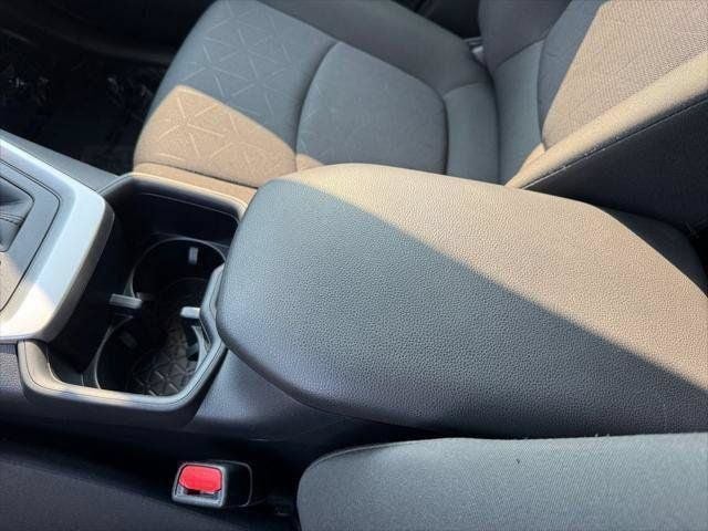 2025 Toyota RAV4 Hybrid XLE AWD