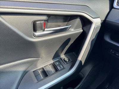 2025 Toyota RAV4 Hybrid XLE AWD