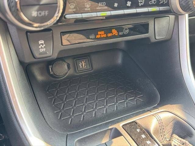 2025 Toyota RAV4 Hybrid XLE AWD