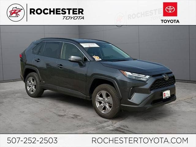 2025 Toyota RAV4 Hybrid XLE AWD