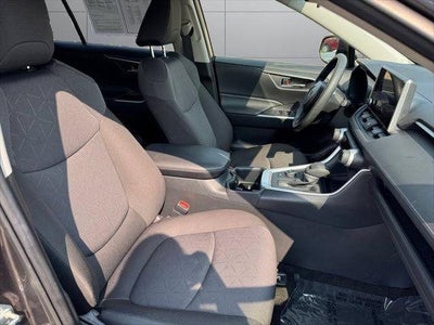 2025 Toyota RAV4 Hybrid XLE AWD