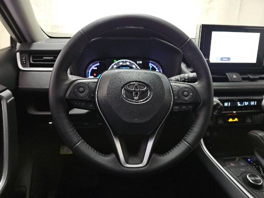 2025 Toyota RAV4 Hybrid XLE AWD