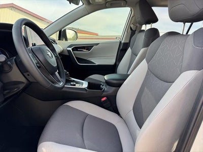 2025 Toyota RAV4 Hybrid XLE AWD