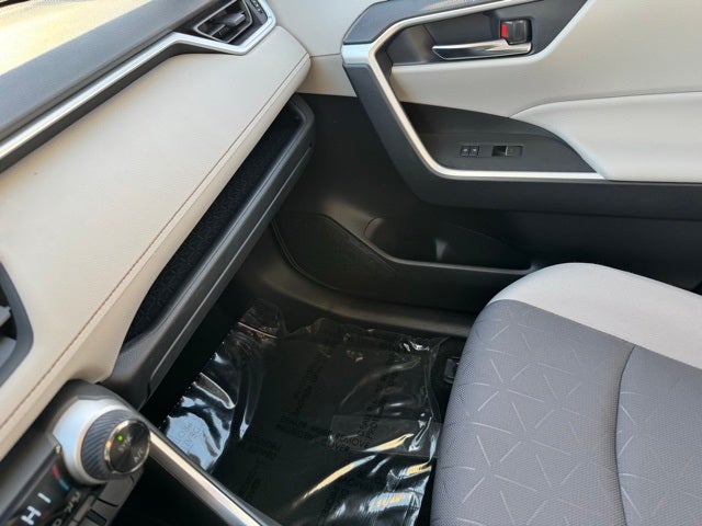 2023 Toyota RAV4 Hybrid XLE AWD