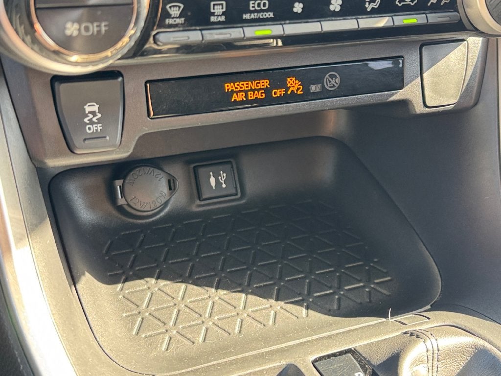 2019 Toyota RAV4 Hybrid XLE AWD