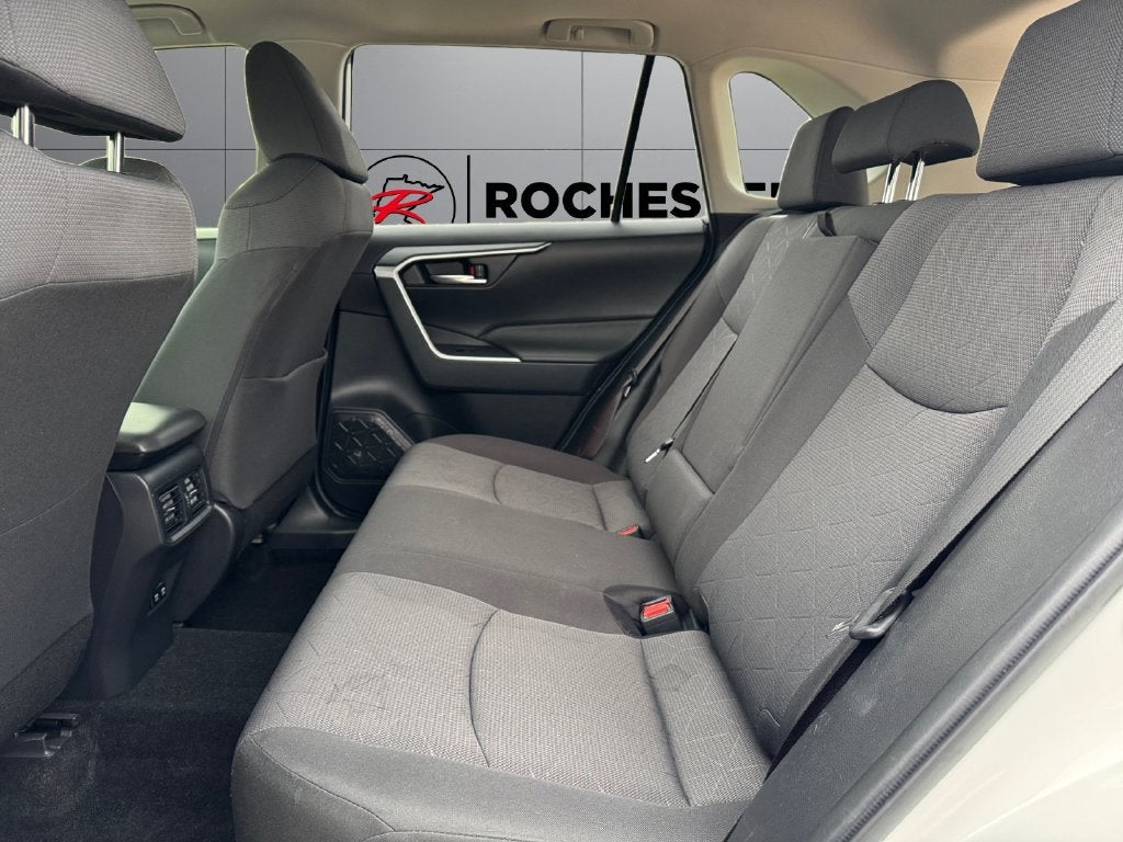 2019 Toyota RAV4 XLE FWD