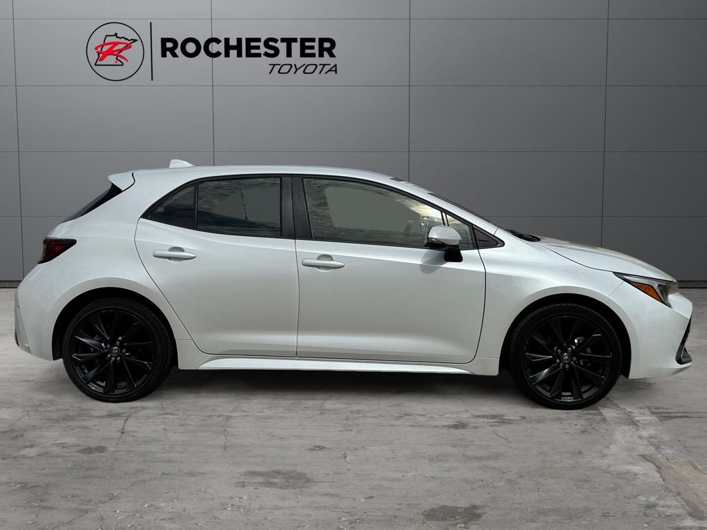 2025 Toyota Corolla Hatchback XSE FWD