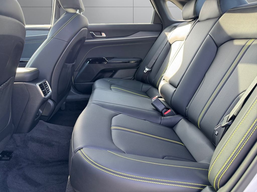 2025 Kia K5 GT FWD