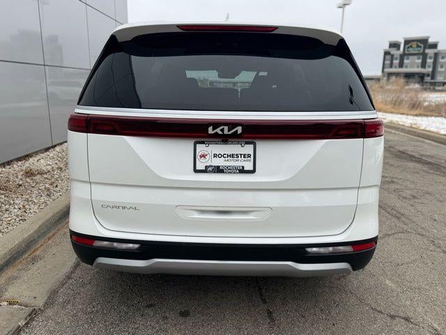 2024 Kia Carnival LX FWD