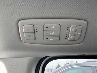 2024 Kia Carnival LX FWD