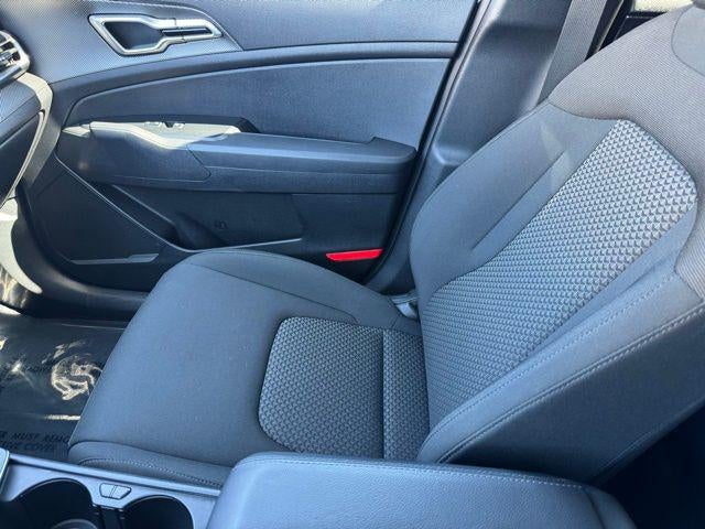 2024 Kia Sportage LX AWD