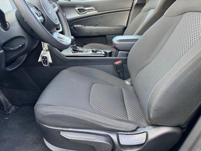 2024 Kia Sportage LX AWD